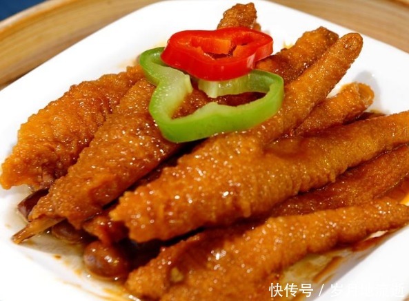  酱香|70岁奶奶将酱香凤爪秘方传给我，记住这3步，又香又烂惹人爱