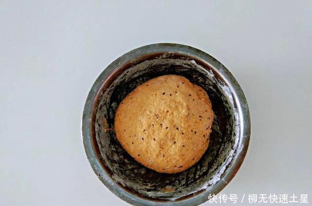 简单|最简单吃的早餐,比馒头简单,比蛋糕好吃,松软