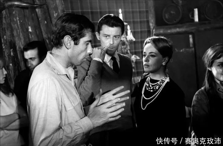 公主|穿高定的香奈儿女孩,是朋克也是卓尔不群的公主