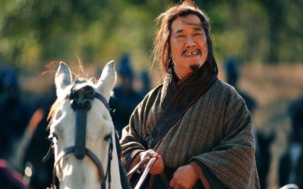 听懂|庞统临终前大喊8个字，不料刘备没听懂，诸葛亮却想解甲归田！