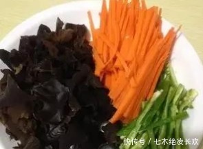  下锅|做鱼香肉丝，千万别下锅直接炒肉，多加一步，比饭店的好吃10倍