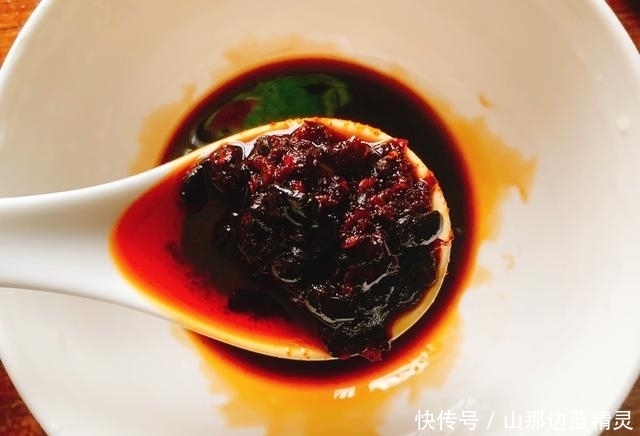 火花|鸡蛋炒一切,家常食材碰撞出不一样的火花,鲜香无比滑嫩又下饭