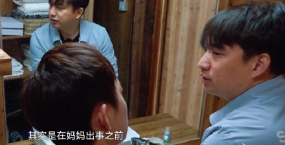  生活|《向往的生活》最新海报，何炅黄磊姿势可爱，谭松韵C位抢眼