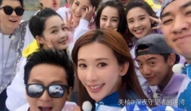 邓超|邓超的嘴开过光3年前在《跑男》中介绍李沁的开场词,都应验了