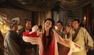  丈夫|丈夫经商赔本, 把妻子卖给王府管家, 多年后成为妻子哥哥升官发财！