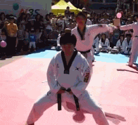 搞笑|搞笑GIF：这胖姐姐估计得单身一辈子