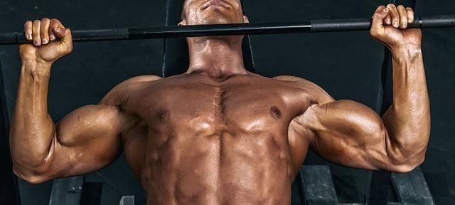 燃爆|2个胸背组合训练，教你打造强壮的胸背，燃爆你的上半身肌肉