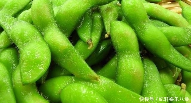 清洗干净|毛豆米最好吃的做法是和它一起烧,既下酒也下饭,就是有点贵!