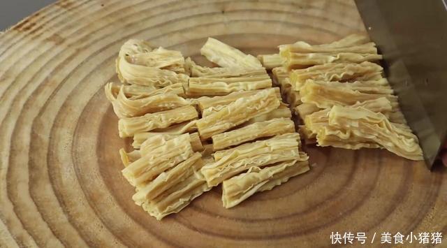  加上|红烧腐竹要想好吃，必须加上这1个步骤，焦香酥脆比肉还要好吃