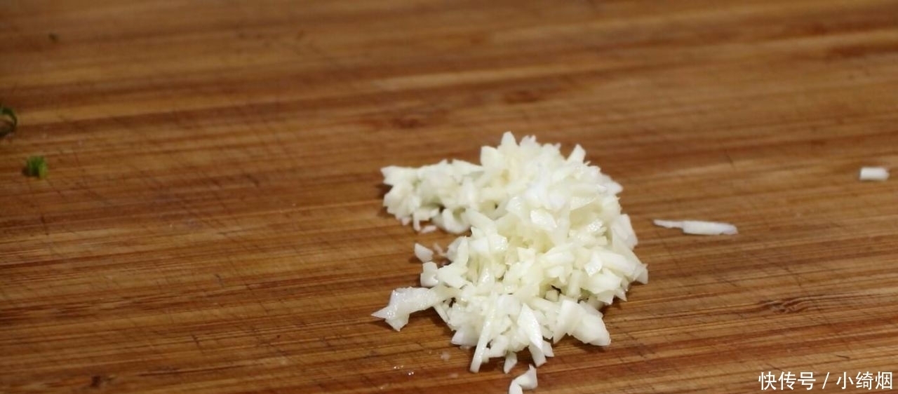 酱料|烤生蚝好不好吃全在酱汁,教你调一碗秘制酱料,比烧烤店的好吃