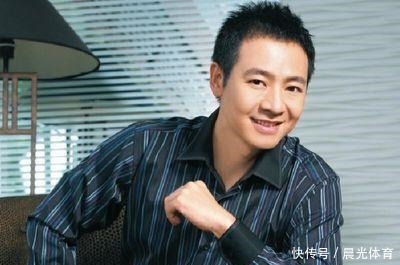 主持人|央视《同一首歌》主持人梁永斌因蔡琴一句话丢了饭碗