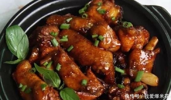  炖鸡|不用放水的炖鸡，味道真是太鲜了，做法还很简单。