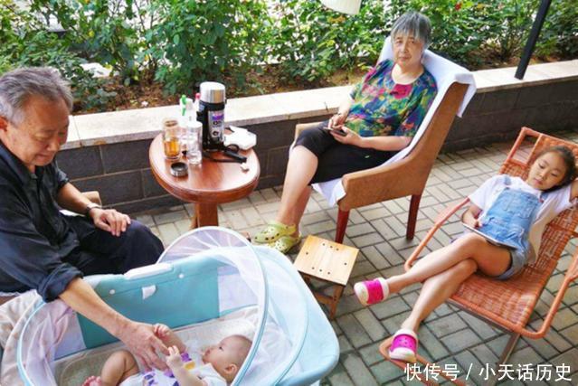 为啥|为啥现在姥姥成为带娃“主力军”？这3个优势，是奶奶所没有的