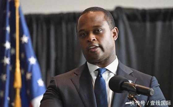 黑人|警察入室打死睡觉的黑人女子被判无罪 黑人司法部长哽咽发表结果