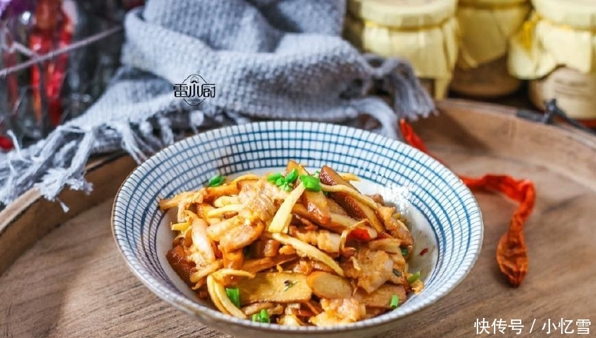 小厨|秋天必吃这个菜, 6块钱一斤, 女人常吃不显老!