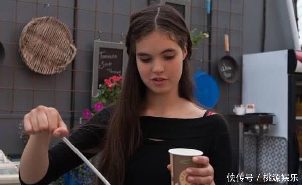 老外|继辣条之后,又一中国零食在国外走红,老外的吃法却让人不得不服