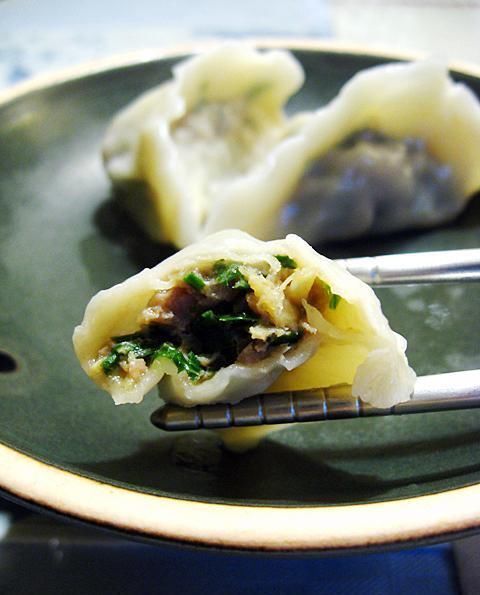 大错特错|包韭菜饺子,直接拌馅是大错特错,多加1步,韭菜翠绿,还不出水