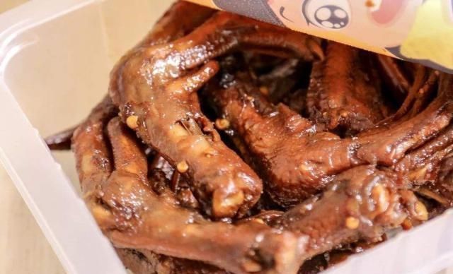 要带|坐高铁一定要带的4种食物,有了它们,高铁盒饭只要米饭就够了