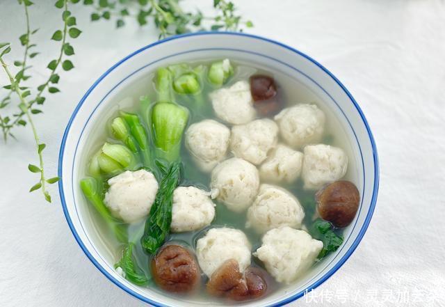  做法|白露后防止秋燥，多喝蔬菜鱼丸汤Q弹美味，附送鱼丸的正确做法