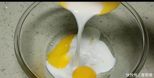 蛋糕|用平底锅就能做出很绵软无油、低糖的蛋糕饼,大人小宝宝都可以吃