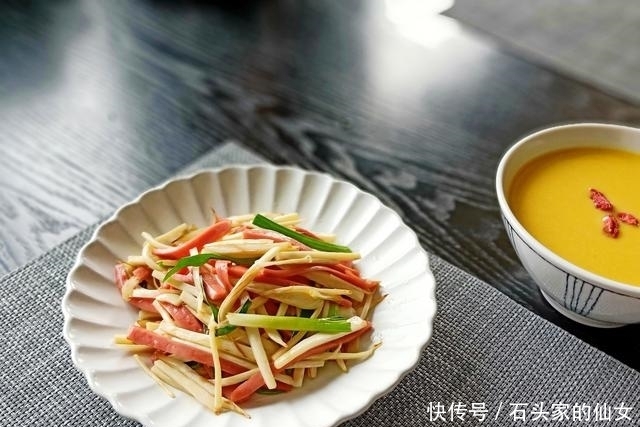 秋天|秋天渐凉别乱吃,晒晒我的“轻食”餐,5元钱不到暖胃好吃