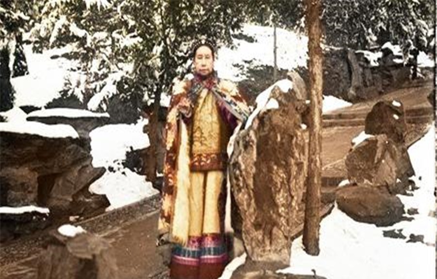 拥有|26岁丧夫的慈禧,为何不敢拥有男宠?不是不想,而是不敢