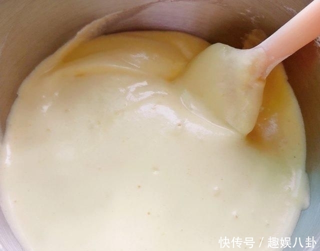  蛋糕|戚风蛋糕，细腻绵润，新手也能轻松学会