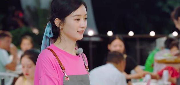 中餐厅|赵丽颖《中餐厅》收获好评,面对客人的建议,举动被网友点赞