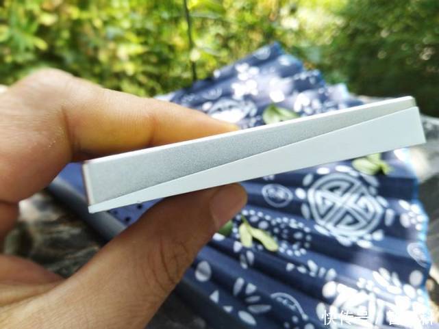  感觉|ORICO玩涂戏曲系列移动固态硬盘评测-不一样的图案、不一样的感觉