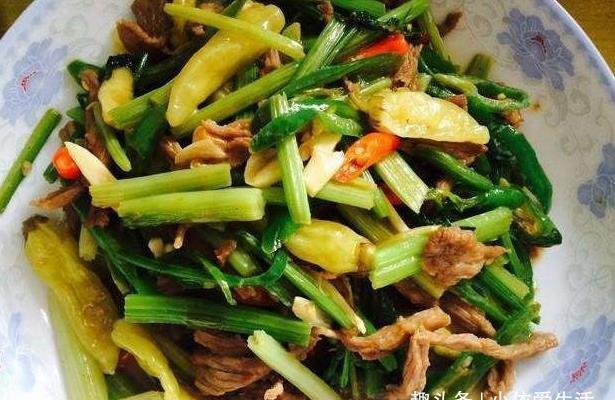 鸡腿|上桌秒抢的几道家常菜,美味诱人,下酒下饭,家人吃的津津有味