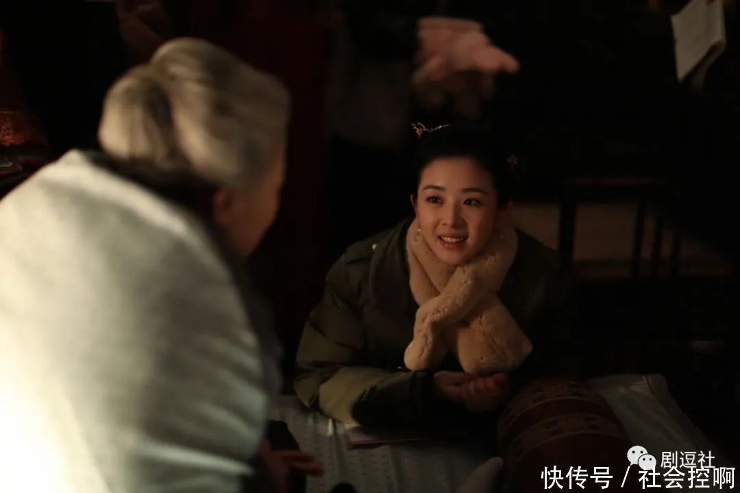 姐姐们|《乘风破浪的姐姐》单期节目播放量三天破4亿,幕后比正片更有料