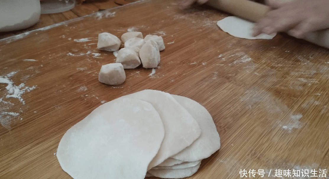 豆角|做豆角馅饺子,豆角直接包还是先焯水很多人弄错了,难怪难吃