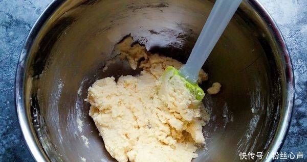 饼干|教你如何在家里做一种新的饼干,它可以用面粉和鸡蛋混合制成