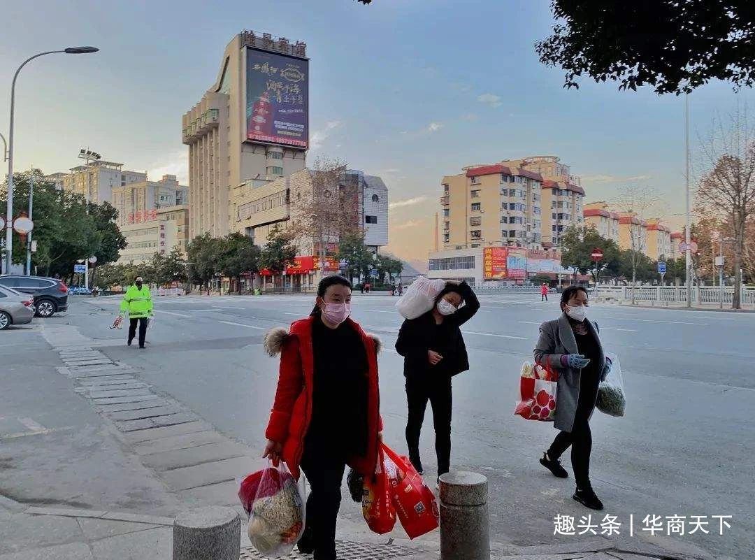 赔钱|火车站新骗局卷土重来，一旦被盯上，乖乖赔钱，别说我没告诉你！