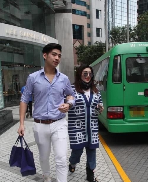  哈佛|辛奇隆：21岁东北小伙近满分入哈佛，何鸿燊陪嫁14亿将28岁爱女娶