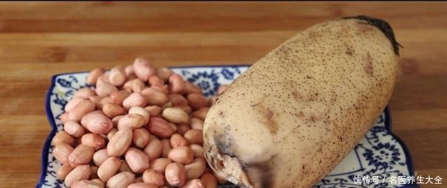 莲藕花生米丸子|吃了几十年的莲藕,这吃法第一次见,出锅鲜香味美待客有面子
