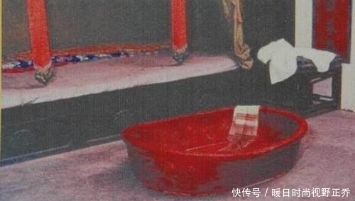  博物馆|慈禧有三件私人女性用品, 有一个羞于提及, 现收藏在故宫博物馆