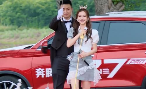 吓人|跑男手机壳baby的吓人,郭麒麟的搞怪,看到蔡徐坤爸妈同款