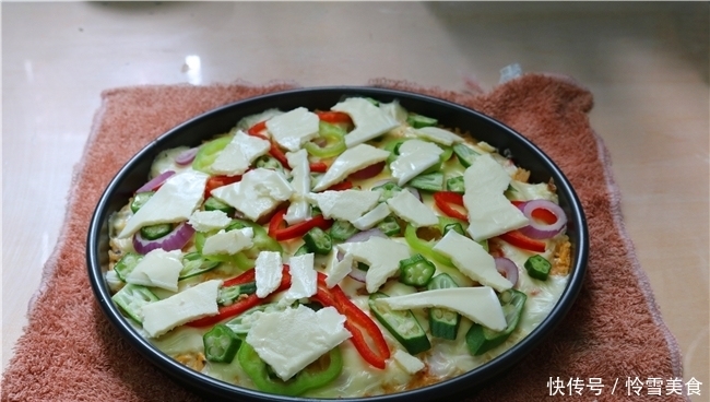 芝士|剩米饭完美的吃法不是炒，而是此做法，中西合璧，老人孩子都喜欢