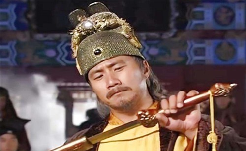 指着|朱元璋欲杀沈万三，指着桌上的猪蹄问：这是啥菜？沈万三妙回3字捡回条命