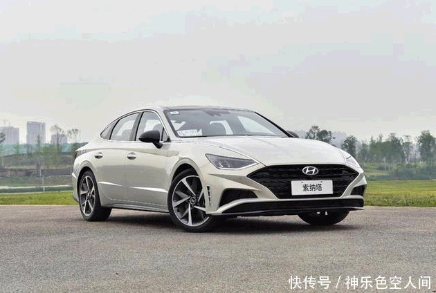 低配版本|别说低配寒碜了!这三款车入门即高配,第一款还是销冠