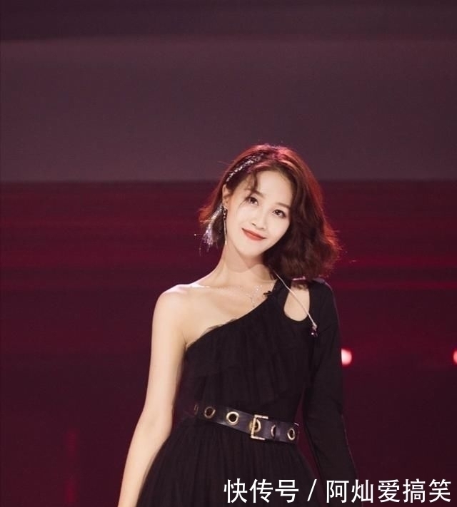  倒数第|乘风破浪排名出炉张雨绮倒数第4，李斯丹妮气场太足遭哄抢