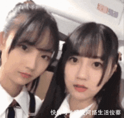 日子|搞笑GIF:这些日子受尽了多少委屈,在老丈人面前哭成这样啊。