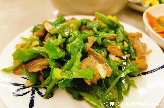 搭配|我家晚餐4个菜,荤素搭配还有汤,灵魂伴侣在家吃得太满足了