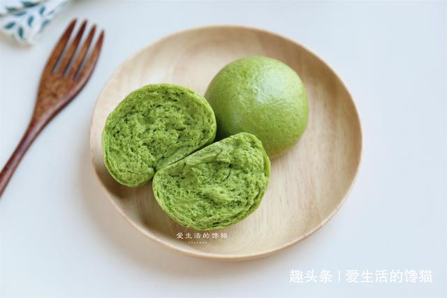 菠菜叶子|自己蒸的菠菜馒头总是变色第1步做错了,难怪变黄还不柔软