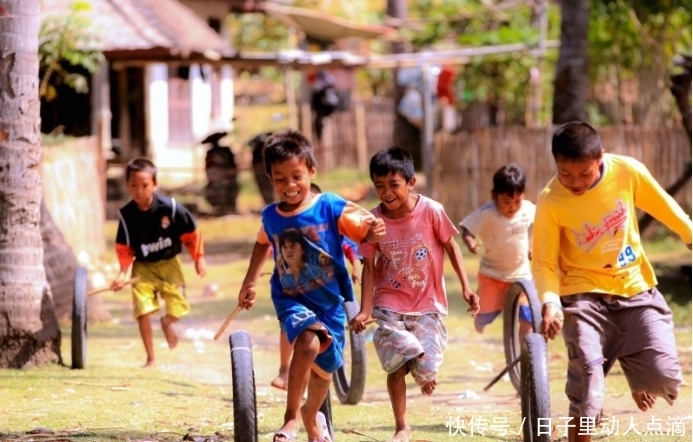 摔东西|这种层面不必惯着小孩,一旦出现了迹象,就需要立即去教导