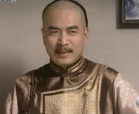 格格|《康熙王朝》李光地丁忧嫖妓背叛蓝齐格格，康熙为何还要重用他？