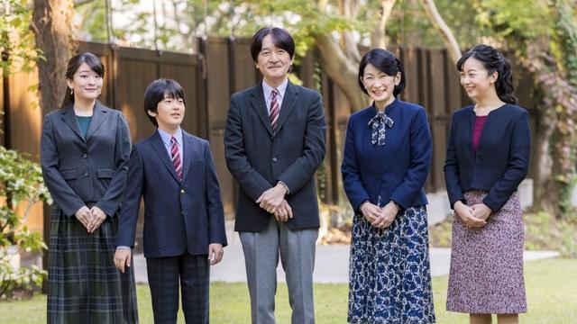 纪子|真子公主渴望拿钱离开王室，但纪子妃却拦着，要她帮弟弟登上王位