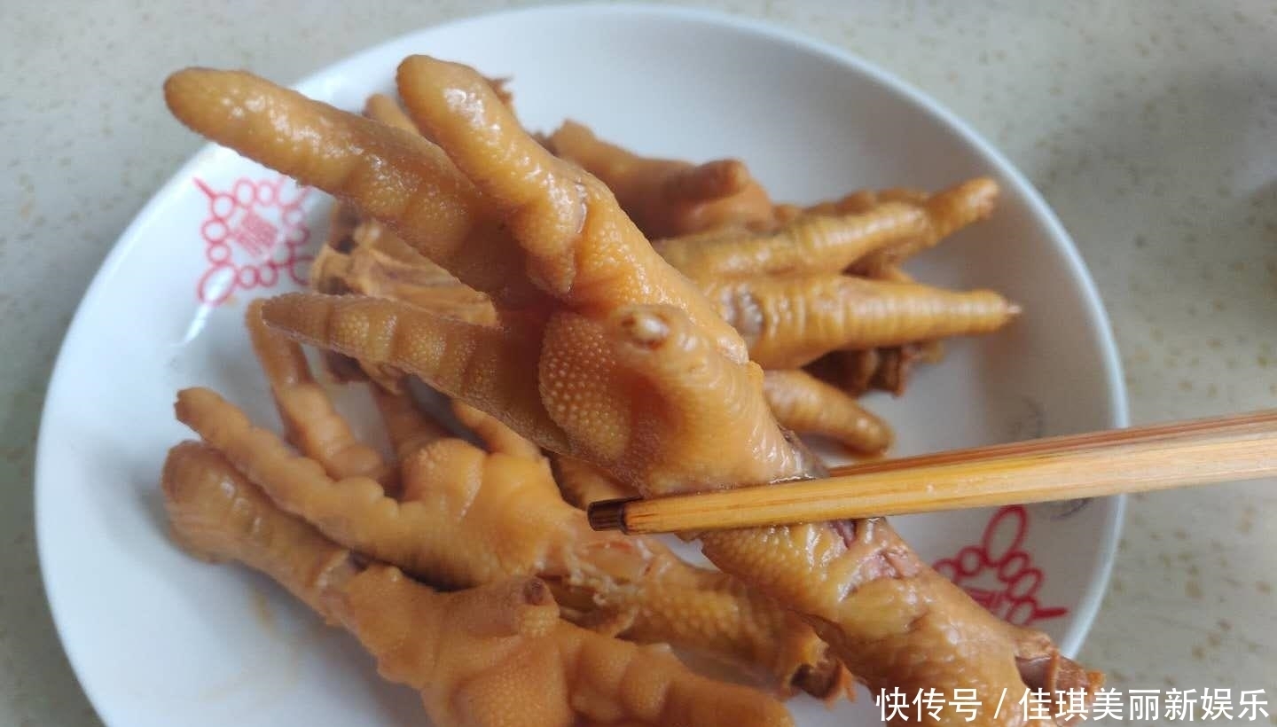  鸡爪|夏天，最该吃的就是它，补充胶原蛋白，老少皆宜，我家一周吃3次