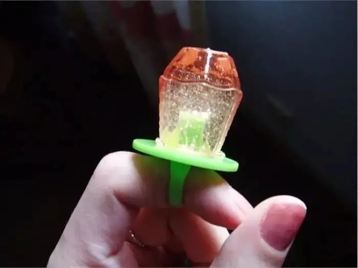 小时候|8090后零食,我赌十包辣条,吃过20种以上的已经是油腻大叔了